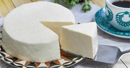 Queijo Caseiro Com Apenas 4 Ingrediente