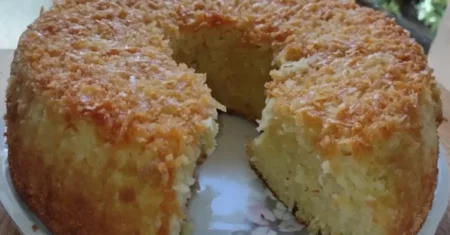 Bolo de Coco Tradicional de Liquidificador