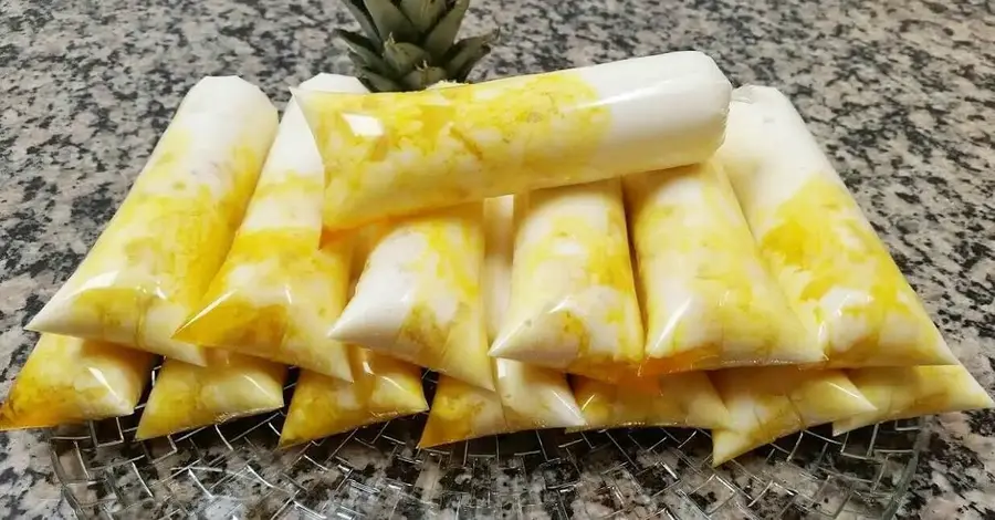 Desfrute do Refresco e Sabor: Geladinho de Abacaxi Gourmet